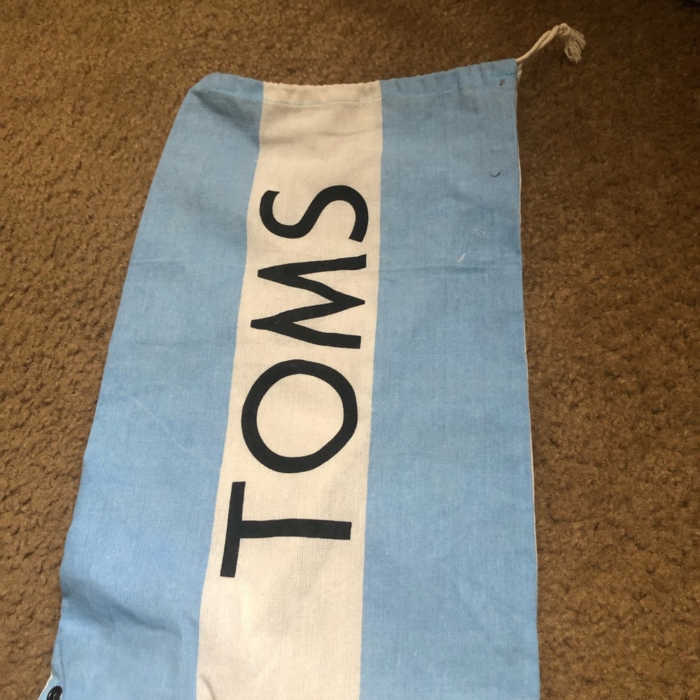 TOMS